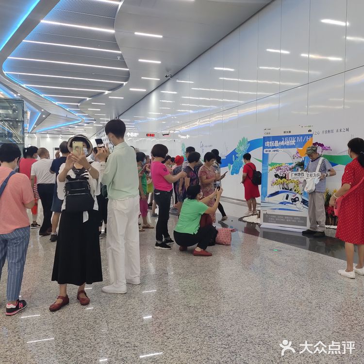 地铁18号线第二天各个换乘站体验实录