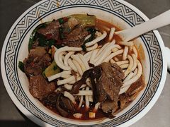 -粉吖吖·邵阳米粉(体育西路店)