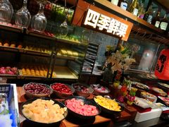 自助取餐区-领鲜活海鲜榴莲自助火锅(东门店)