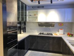 -百安居装修建材卖场(泰然店)