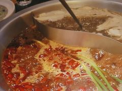 -沸炉重庆老火锅(军事博物馆店)