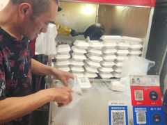 -老婆婆炒饭(小白楼1902欧式风情街店)