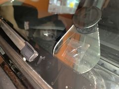 -鲨鱼皮汽车凹陷玻璃修复(静安店)