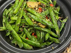 -堂瓦里·33年传统赣菜(第一街区店)