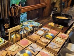 -银米·云南传统过桥米线(双廊黑金冠店)