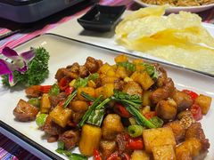 -香巴拉云南餐厅(华莱坞店)