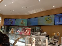 -爱达乐面包生日蛋糕(旭海时代广场店)