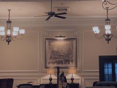 -Salon de Ville浦江汇(上海外滩华尔道夫酒店店)