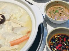 -三人行骨头王火锅(长寿店)