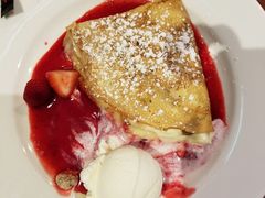 草莓煎饼-Pancakes on the rocks(Darling Harbour)