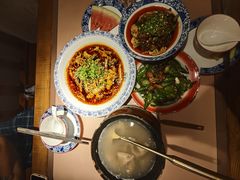-杨记隆府重庆江湖菜(大悦城店)