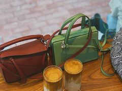 -Line 咖啡(石厦花园店)