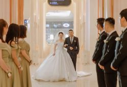 -Color卡诺婚纱礼服馆(南京严选店)