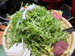 黑猪灼泉水时蔬-吃饭皇帝大(合生汇店)