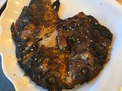 -郑贵初烧烤·烤凤爪的发明者(王家湾店)