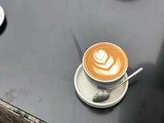 热拿铁-UNI UNI(环亚凯瑟琳店)