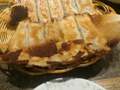 -阿洪锅贴王(小吃城店)