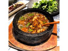 石锅杭椒牛蛙-桂满陇-西湖船宴(西单大悦城店)