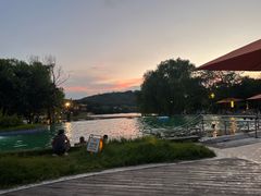 -上海佘山世茂艾美酒店