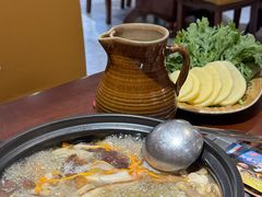 -菌之家·专业纯野生菌火锅·特色炒菌