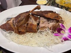 -Chom Cafe and Restaurant