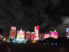 -万绿园