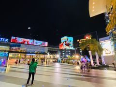 -暹罗广场