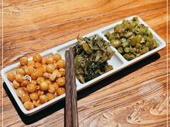 -湘人龙记老长沙米粉(鸟巢店)
