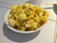 -阿瓦山寨·湘菜现炒·剁椒鱼头王(咸阳总店)
