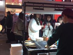 -BHC炸鸡(明洞总店)