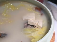 鸭架汤-京味斋·北京烤鸭(华威桥北工大店)