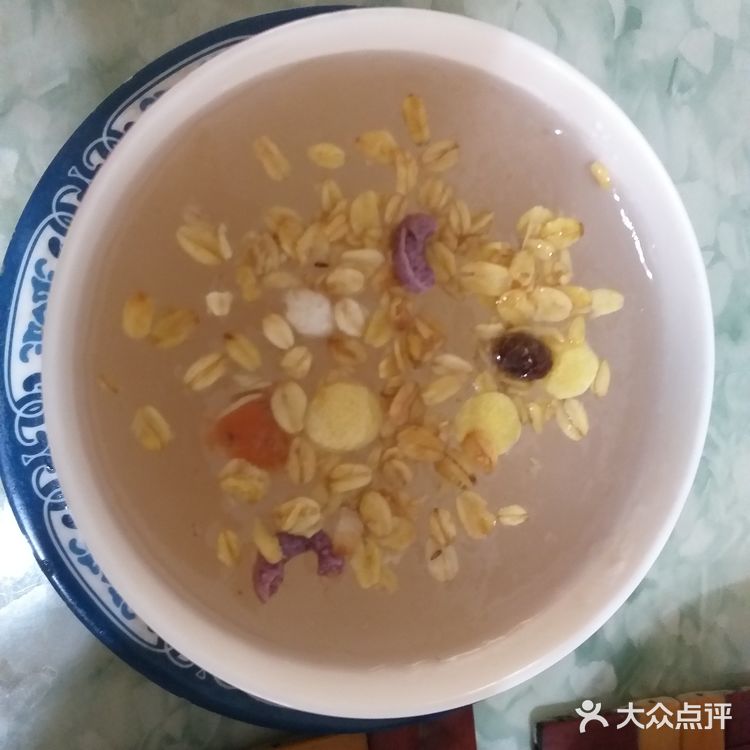 自制水果坚果冰粉