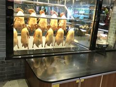 面包甜点陈列柜-沙河粉村·国家非遗传承(云台店)