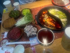 -赵美丽·重庆社区火锅·直营店(火车东站·中豪国际店)