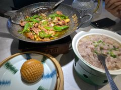 -费大厨辣椒炒肉(黄兴中心广场店)