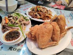 -禄粥·广府味·煲仔粥·宵夜·明档现做(江南西店)