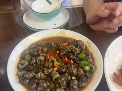 -芦茨金富饭庄·25年老字号·专做稻草鸡