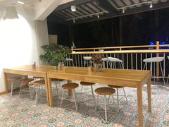 -猫的天空之城概念书店(束河店)