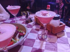 -鲨鱼美式餐厅酒吧Sharky