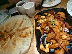 -宽鲜锅贴家常菜(永旺东部购物中心香港中路店)