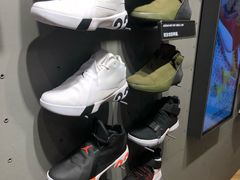 -NIKE品牌体验店(北京蓝色港湾店)