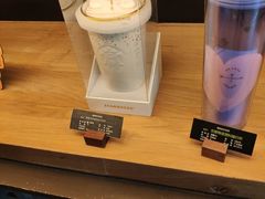 -星巴克臻选(莘庄仲盛店)