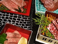 -山川小町·极番烧肉(新地假日广场店)