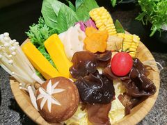 -湊湊火锅·茶憩(打浦桥日月光店)