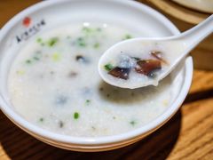 烧麦，米糕，皮蛋瘦肉粥-万利隆的包子铺(华雅店)