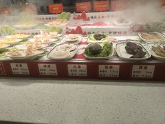 -四囍码头海鲜烧烤自助火锅(外滩南京东路悦荟广场店)