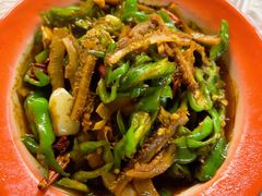 青椒牛肚-红棚子(女人街店)