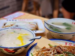 窝蛋牛肉粥-荔银肠粉·非遗手藝(夫子庙店)