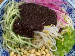 老北京炸酱面-门框胡同百年卤煮(新街口店)