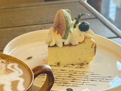 巴斯克烤芝士-萤火虫咖啡(后海店)